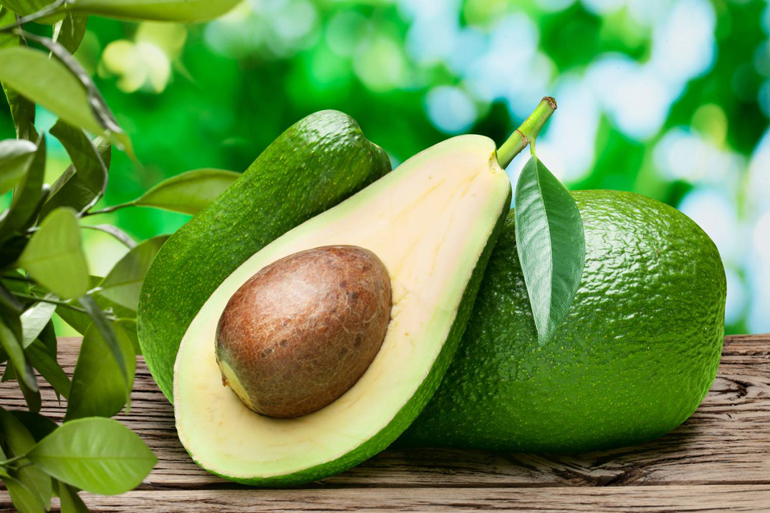 Регулярное употребление авокадо полезно для глаз
