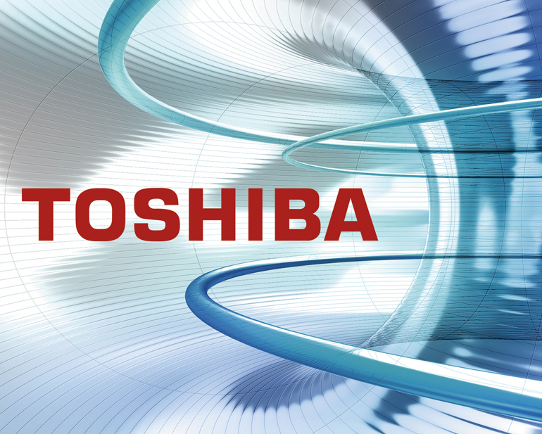 «Умные» очки для работников промышленности представила компания Toshiba